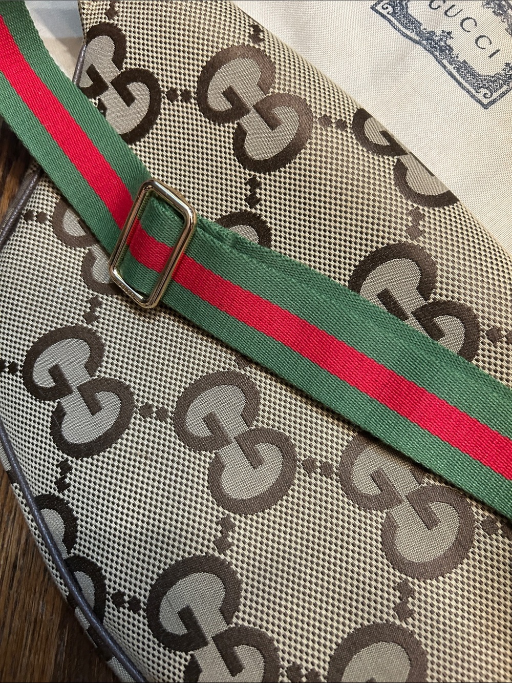 GG Beige/Brown Canvas Cross Body Bag with Green-Red Web Strap - Picture 4 of 7